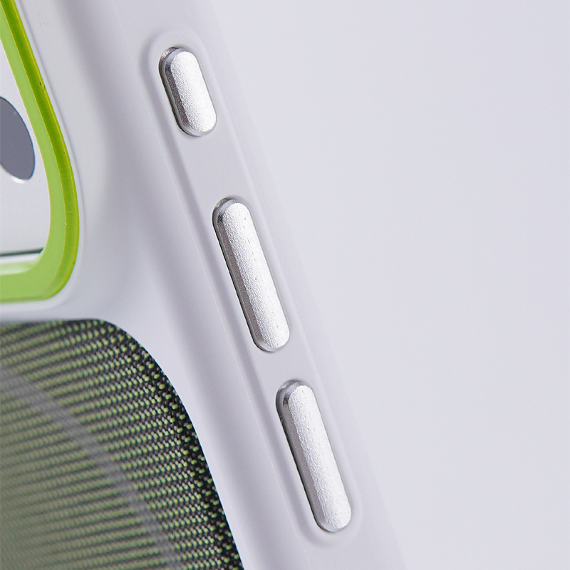 Magnetyczne etui z tkaniny tec – Tech Accessories Hard Case recenzja i cena