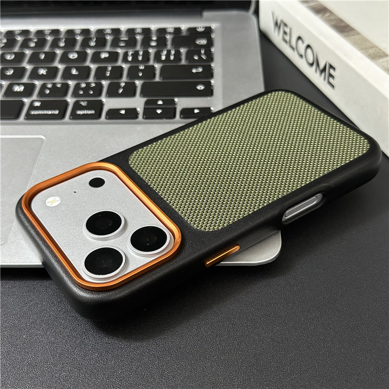 Luksusowe etui z plecionego pł – Tech Accessories Hard Case recenzja i cena